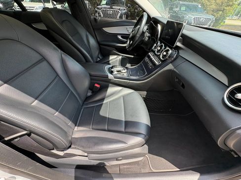 Used 2016 Mercedes-Benz C 300 4MATIC Sedan image 9