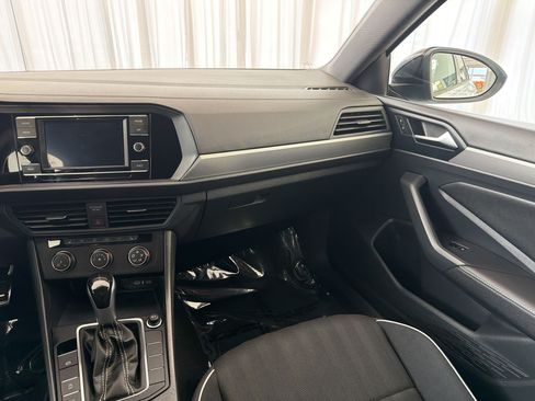 Certified 2024 Volkswagen Jetta Sport FWD image 26