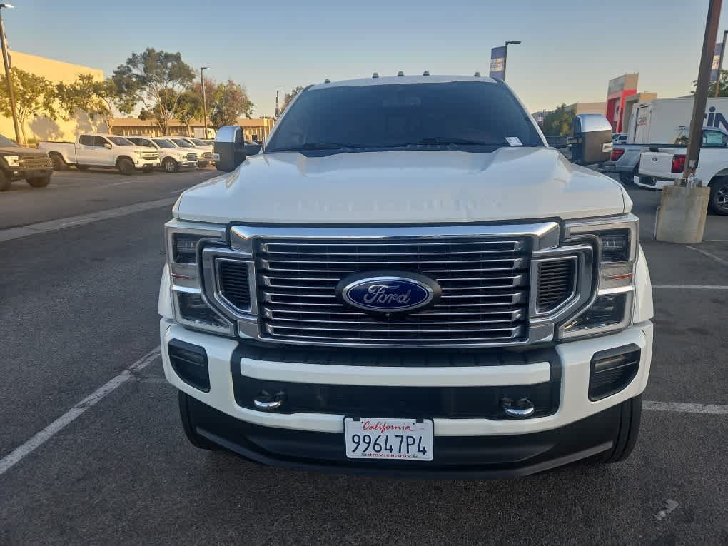 Used 2020 Ford F450 Platinum w/ FX4 Off-Road Package AWD/4WD image 2