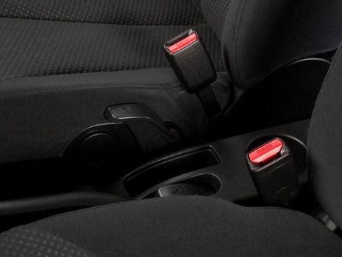 Used 2011 Nissan Versa 1.8 S w/ Plus Pkg image 16