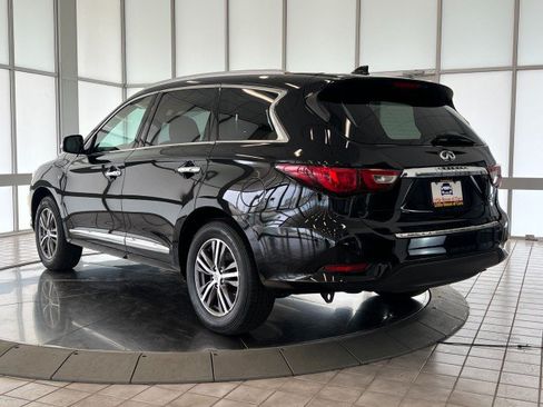 Used 2018 INFINITI QX60 Luxe w/ Premium Package AWD/4WD image 5