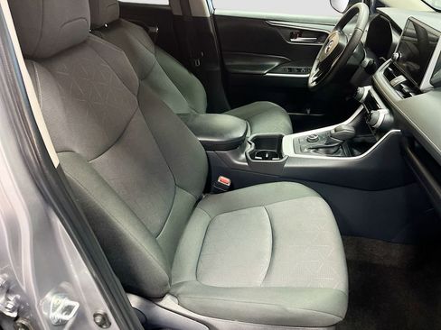 Used 2025 Toyota RAV4 XLE w/ Weather Package image 27