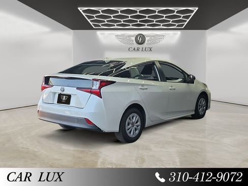 Used 2019 Toyota Prius L Eco FWD image 5