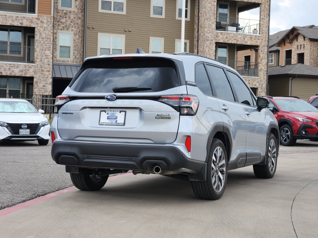 Certified 2025 Subaru Forester Touring AWD/4WD image 4