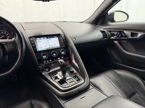 Used 2016 Jaguar F-TYPE R AWD/4WD image 20