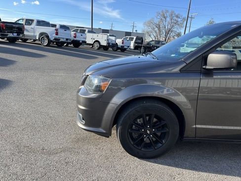 Used 2019 Dodge Grand Caravan GT image 6