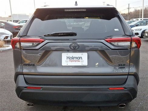 Certified 2022 Toyota RAV4 XLE w/ Convenience Package image 6