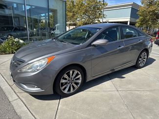 Used 2011 Hyundai Sonata SE image 1