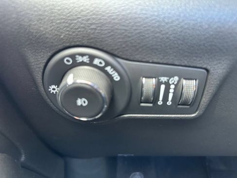 New 2026 Jeep Compass Latitude AWD/4WD image 15