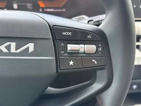 New 2026 Kia K4 FWD image 27