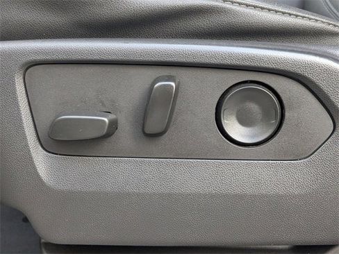 Used 2022 GMC Sierra 1500 SLT w/ SLT Premium Plus Package image 21