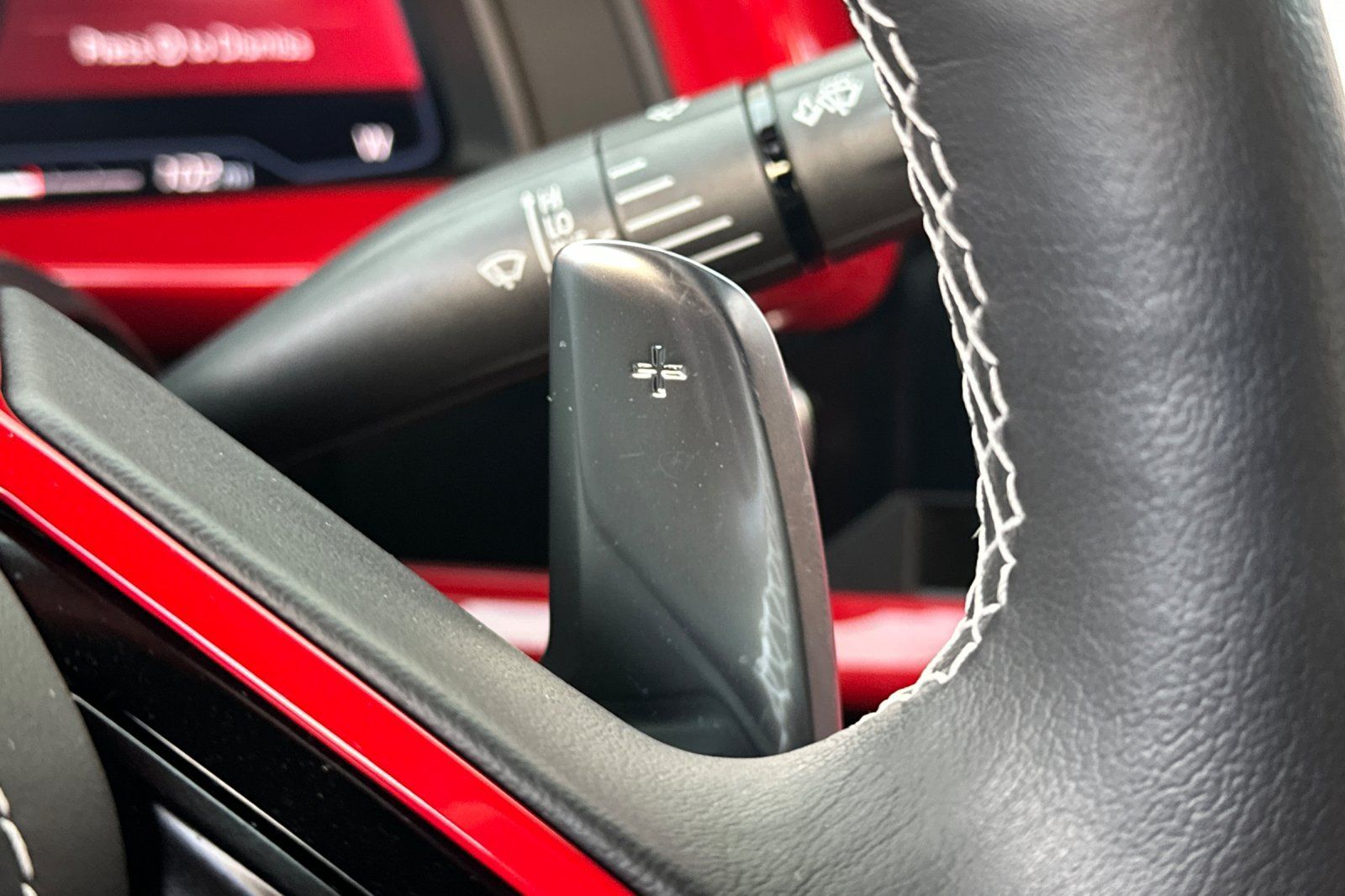 Used 2022 Chevrolet Corvette Stingray Premium Cpe w/ Z51 Performance Package RWD image 37