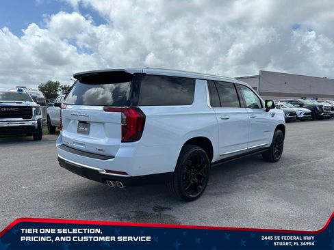 New 2026 GMC Yukon XL Denali w/ Denali Reserve Package AWD/4WD image 6