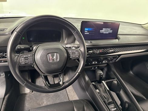 Used 2024 Honda Accord EX-L image 16