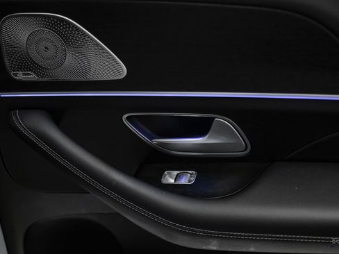 Used 2024 Mercedes-Benz GLE 450 4MATIC image 89