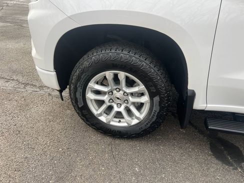 Used 2023 Chevrolet Silverado 1500 RST image 27