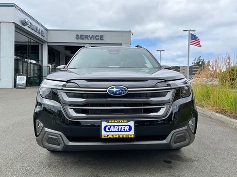 New 2025 Subaru Forester Limited image 3