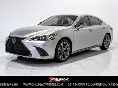 Used 2019 Lexus ES 350 F Sport w/ Accessory Package 2