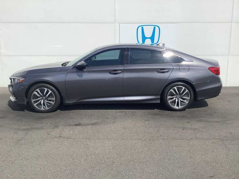 Used 2021 Honda Accord Hybrid image 2