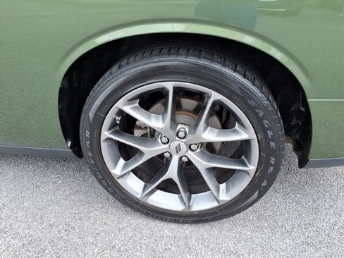 Used 2022 Dodge Challenger GT RWD image 8