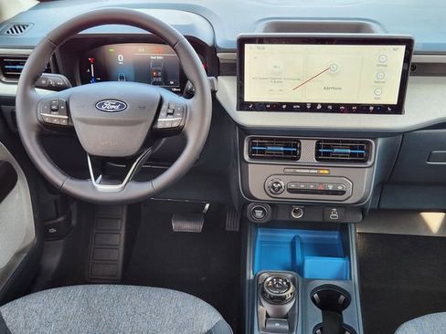 New 2025 Ford Maverick XLT w/ XLT Luxury Package image 27