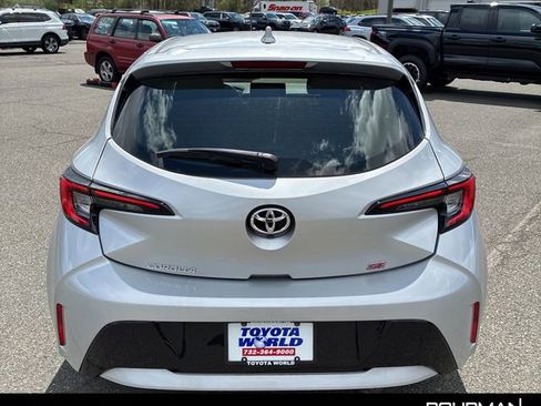 Used 2023 Toyota Corolla SE FWD image 4