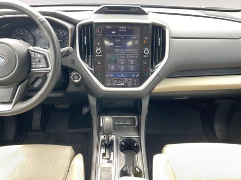 Used 2023 Subaru Ascent Limited w/ Technology Package AWD/4WD image 11