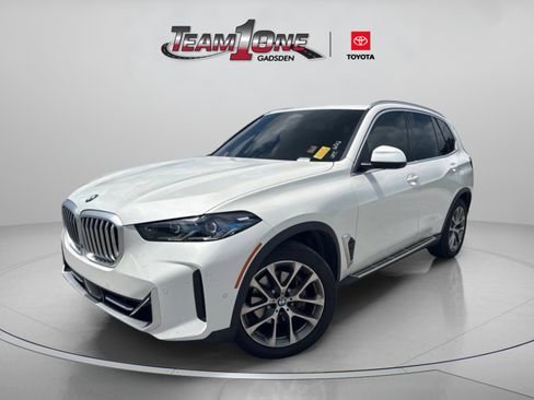 Used 2024 BMW X5 sDrive40i w/ Premium Package RWD image 4