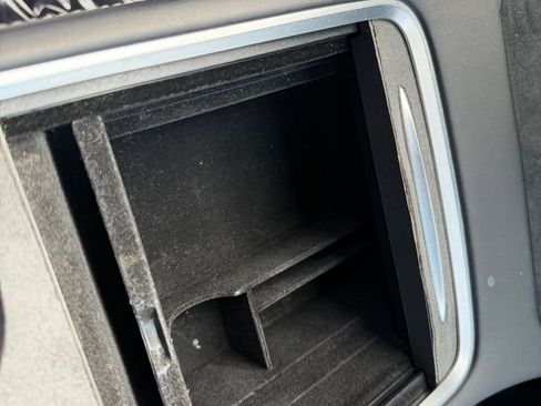 Used 2022 Tesla Model Y Performance image 27