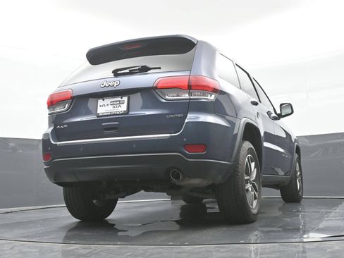 Used 2021 Jeep Grand Cherokee Limited AWD/4WD image 39