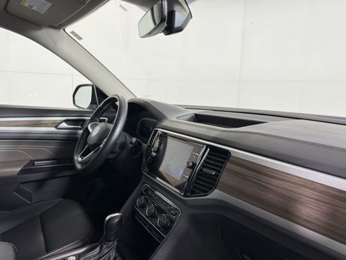 Used 2021 Volkswagen Atlas SEL image 34