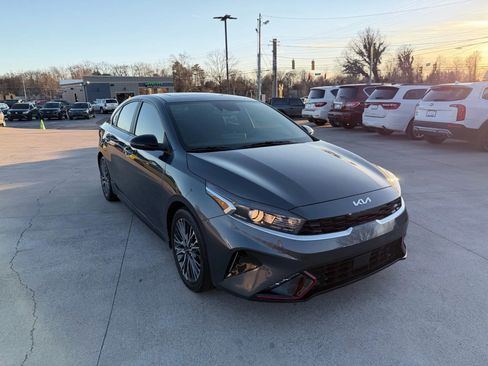 Used 2023 Kia Forte GT-Line w/ GT-Line Premium Package image 48