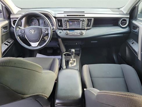 Used 2018 Toyota RAV4 XLE w/ Plus Extra Value Package FWD image 11