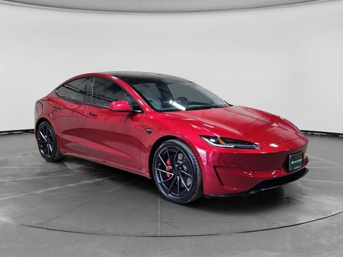 Used 2025 Tesla Model 3 Performance AWD/4WD image 4