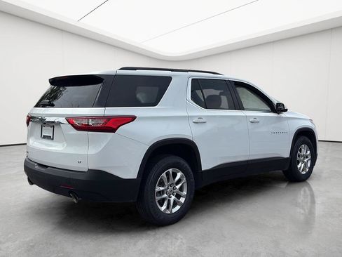 Used 2020 Chevrolet Traverse LT FWD image 8