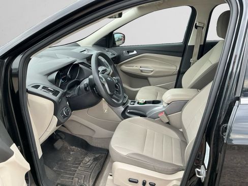 Used 2014 Ford Escape SE w/ Equipment Group 201A AWD/4WD image 9
