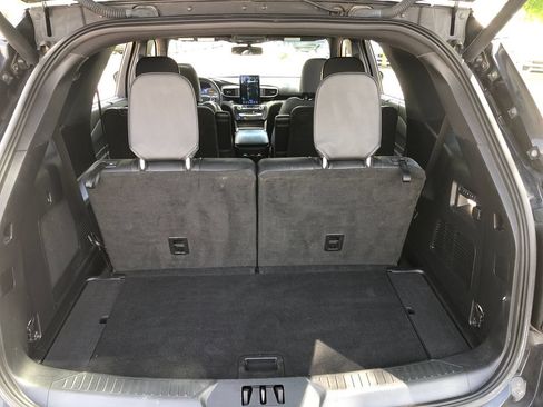 Used 2022 Ford Explorer ST w/ Equipment Group 401A AWD/4WD image 21