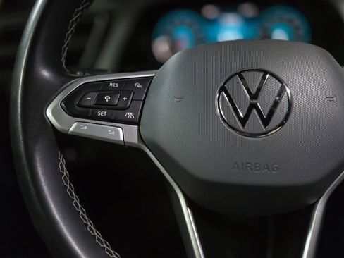 Used 2024 Volkswagen Atlas Cross Sport SE AWD/4WD image 18