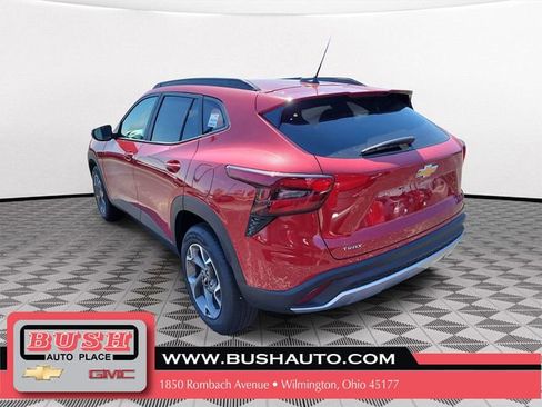 New 2026 Chevrolet Trax LT FWD image 3