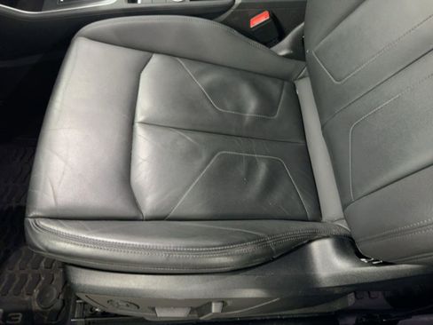 Used 2020 Audi Q3 2.0T Premium w/ Convenience Package image 14