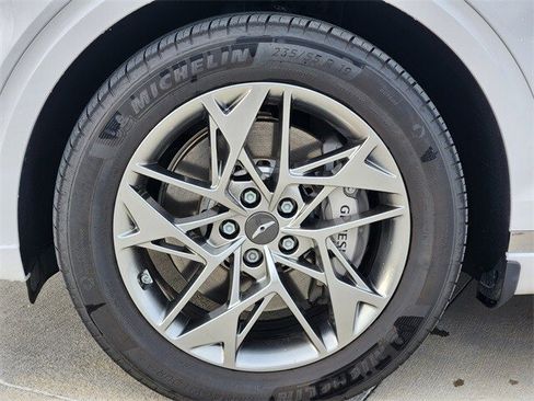 Used 2025 Genesis GV70 2.5T w/ Advanced Package image 7