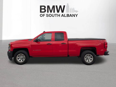 Used 2019 Chevrolet Silverado 1500 W/T w/ WT Convenience Package AWD/4WD image 9