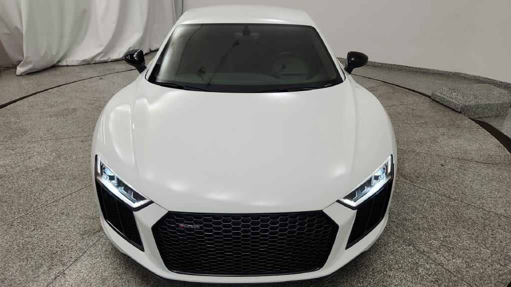 Used 2018 Audi R8 V10 RWD image 46