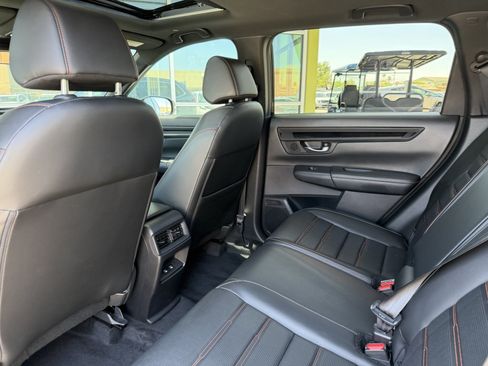 Used 2025 Honda CR-V Sport-L image 34