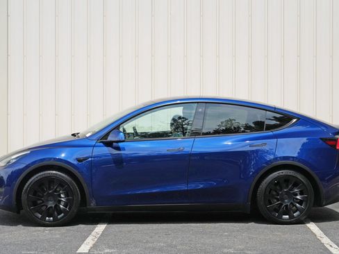 Used 2021 Tesla Model Y Long Range AWD/4WD image 48