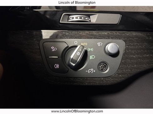 Used 2019 Audi Q7 3.0T Prestige image 21