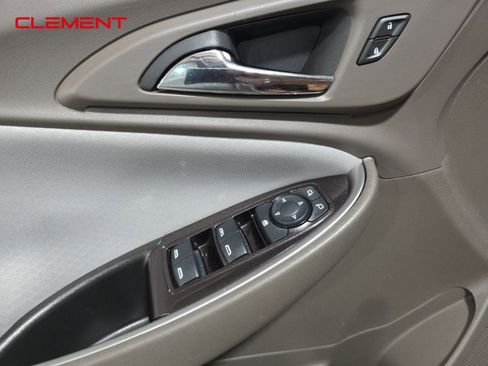 Used 2024 Chevrolet Malibu LT image 21