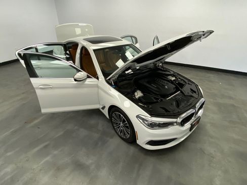 Used 2017 BMW 540i xDrive AWD/4WD image 54