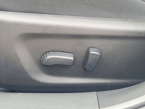 Used 2025 Nissan Altima 2.5 SV FWD image 20