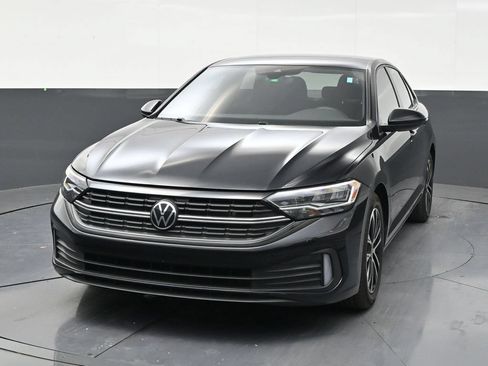 Used 2024 Volkswagen Jetta Sport FWD image 8